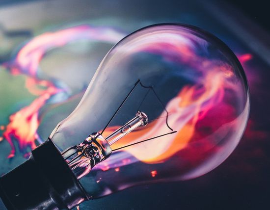 Lightbulb with explosions